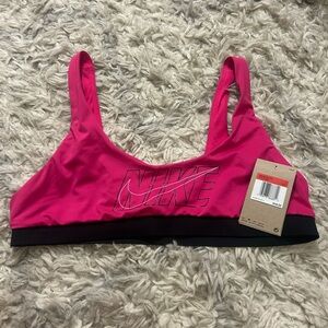 NWT NIKE SPORTS BRA